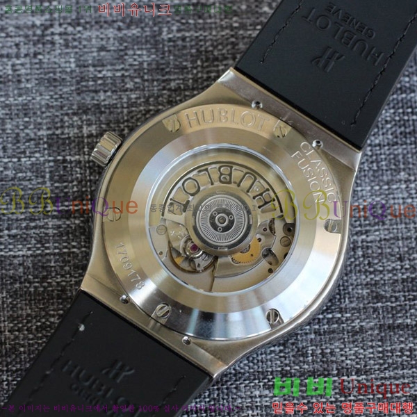 ST ���� ������ Hublot Ŭ���� ǻ�� 44mm HF8971-3