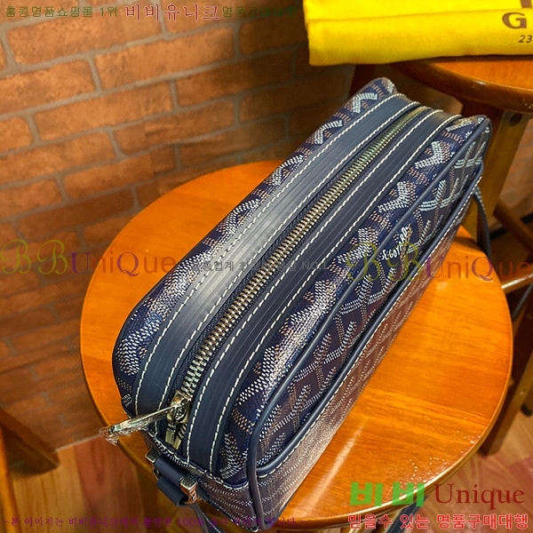 #���ߵ� ī�丣 ũ�ν��� GY4125214-7