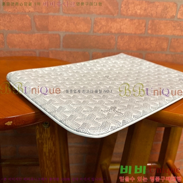 #���ߵ� ���� Ŭ��ġ MM GY64891-10