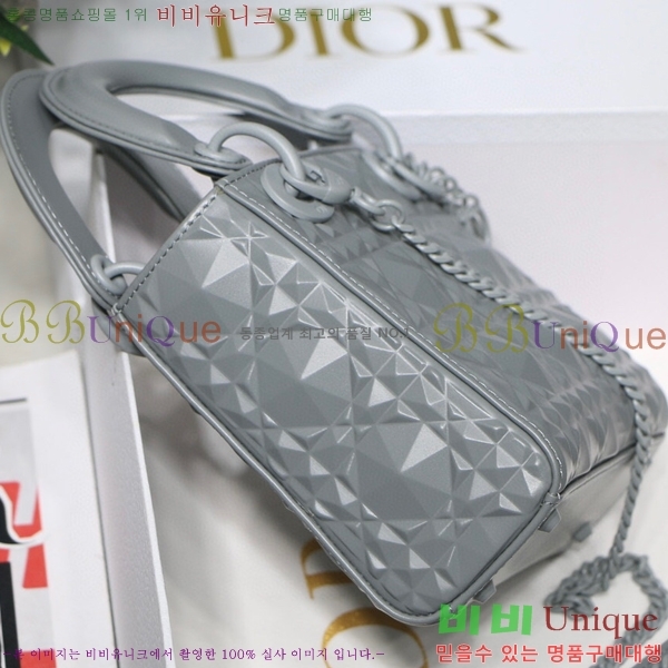 #��� ���̾Ƹ�� ���̹� M6003-702