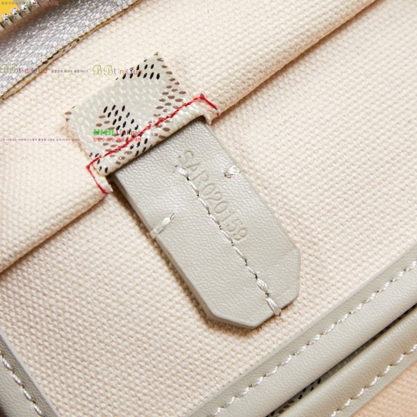 ���ߵ� �Ƹ����� ���۹� GY557811-8