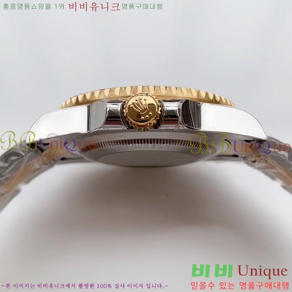 �ѷ��� �ð� GMT-Master II 126710-4