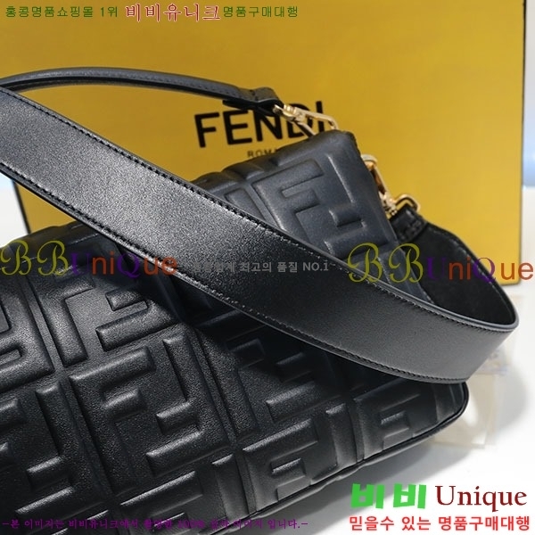 #��� FF ��Ƽ�� �簡�� �ٰ�Ʈ�� ���� 8BR771-20-1 (��ٹ� ����)