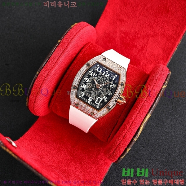 ������ �� RM67-01 �ð� EYT28122-1