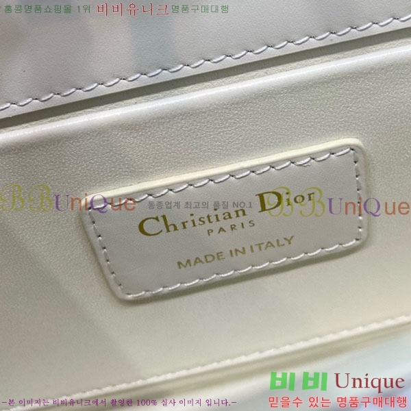 #��� 30 ���״� �̽�Ʈ ����Ʈ ü�ι� M9334-201