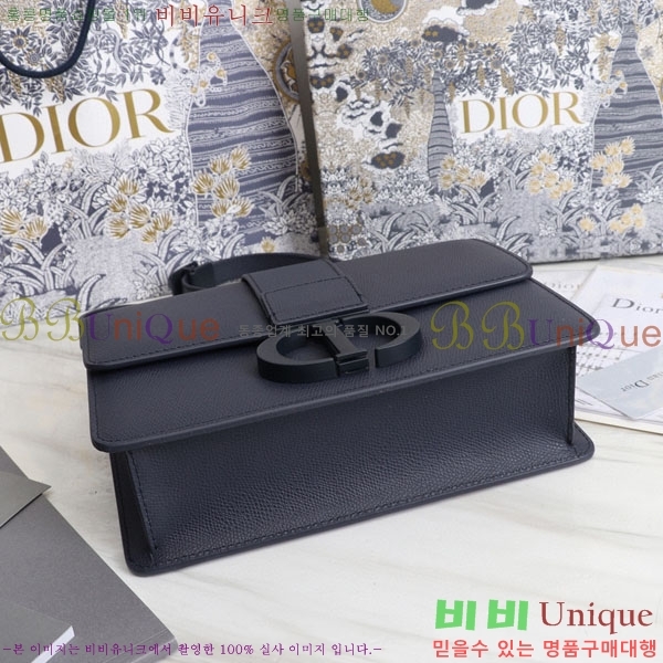 #��� 30 �����ι� M9203-208