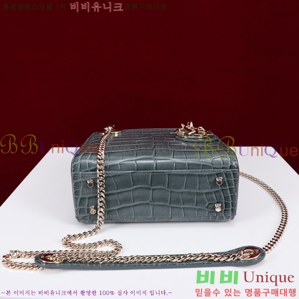 #��� ���̵�� �̴� M050566-117