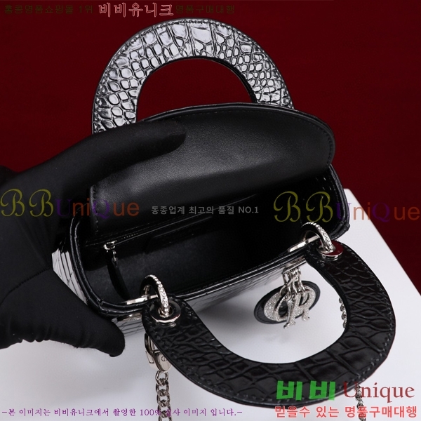 #��� ���̵�� �̴� M050566-114