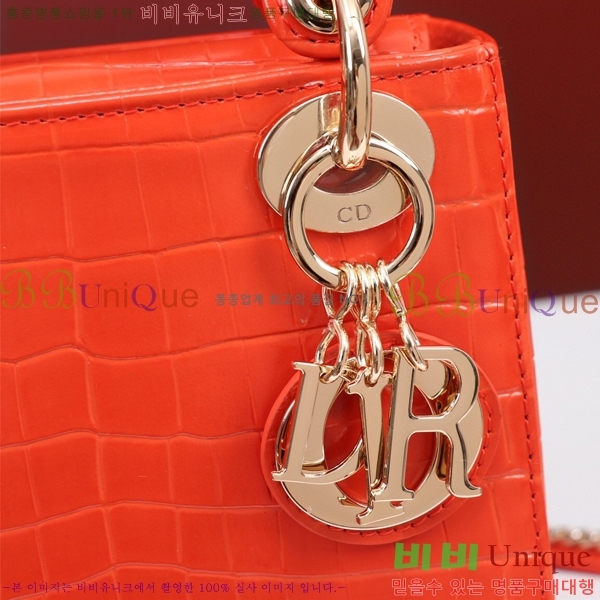 #��� ���̵�� �̴� M050566-110