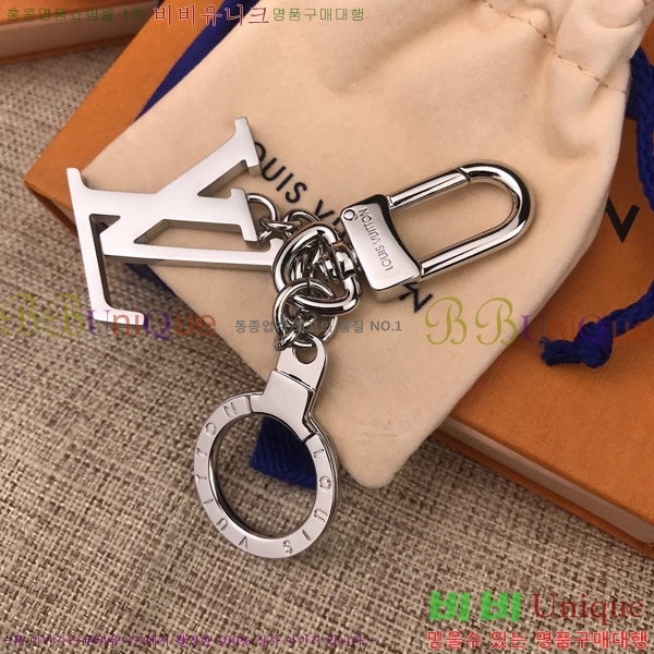 ���̺��� �� �� & Ű Ȧ�� M65071