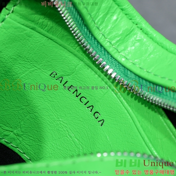 #�߷��þư� ��ī�� ��Ʈ�� 852411-113