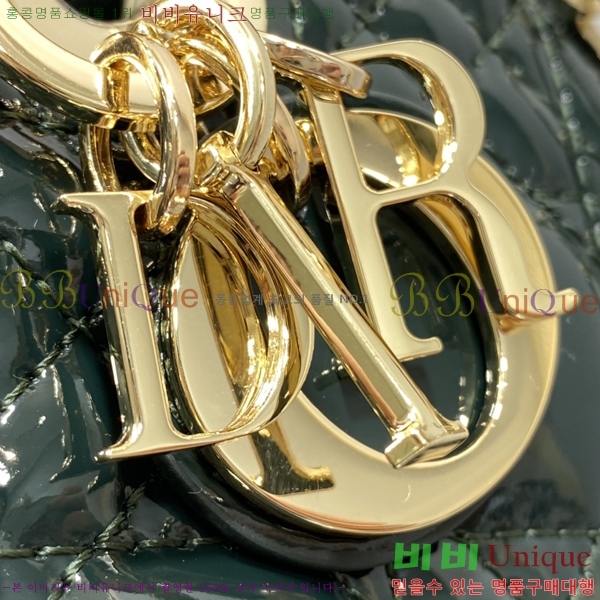 #��� ���̵� �� ���̹� ����ũ�� M05402-204