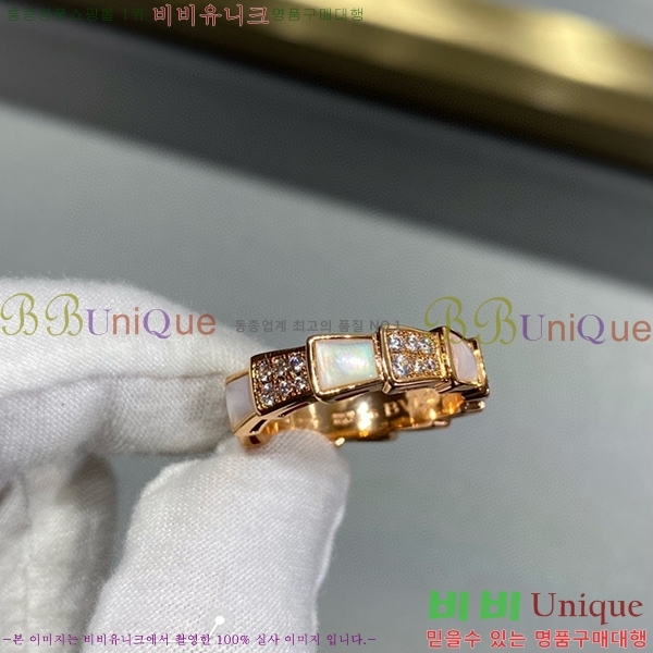 �Ұ��� ���� B205211