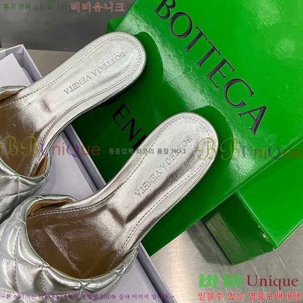 ���װ�����Ÿ �е�� �÷� ���� BV958122-1