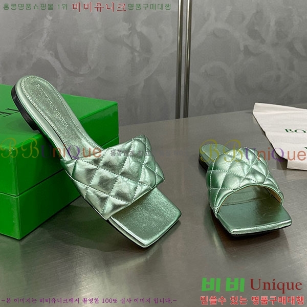 ���װ�����Ÿ �е�� �÷� ���� BV958122-3