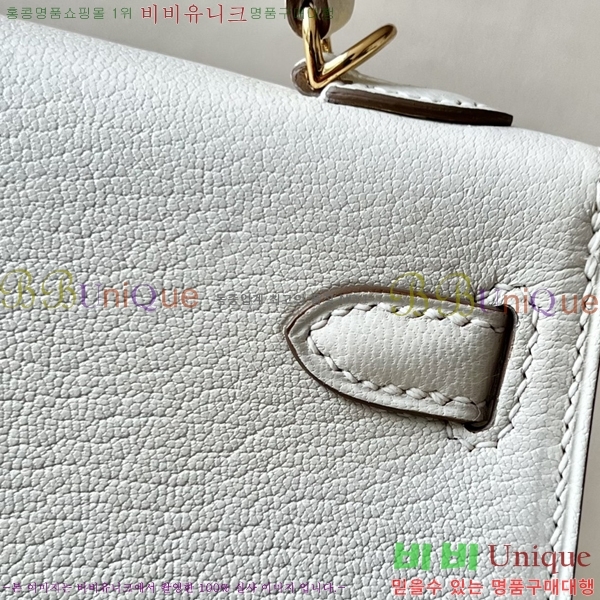 #�����޽� �̸��� 19������ HE58411251-22(���긣����)