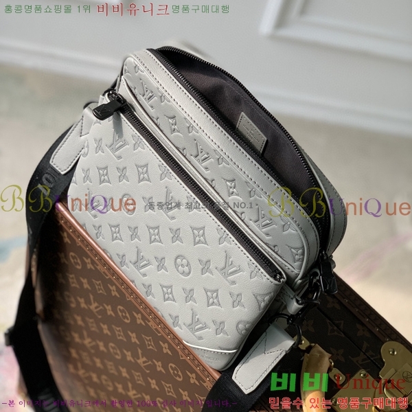 #���̺��� Ʈ���� �޽��� M46602-101