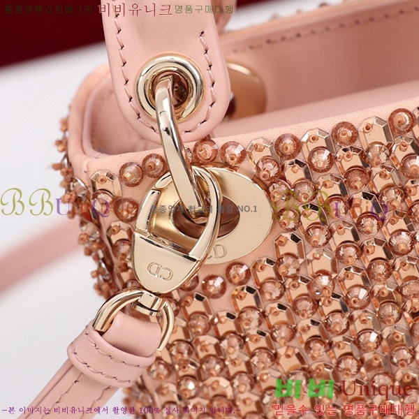 #��� ���̵�� ����ũ�� M0856801-101