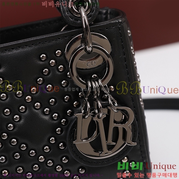 #��� ���̵�� ����ũ�� M085658-105