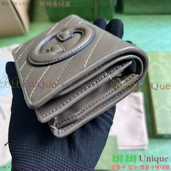 #���� ���е� ī�� ���̽� 760317-192