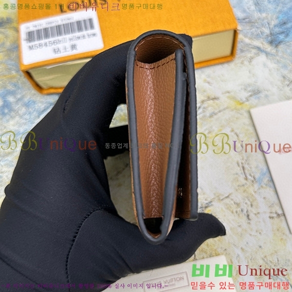 ���̺��� �������� ����Ͻ� ī������ M58456-105