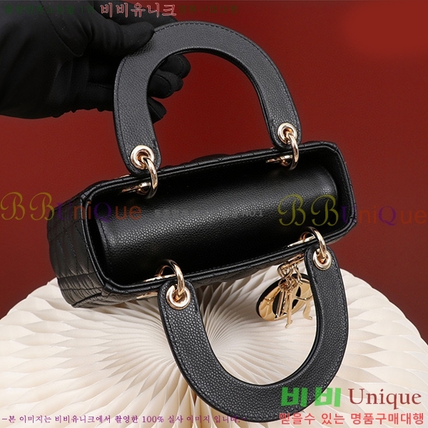 #��� ���̵�� M0531-402