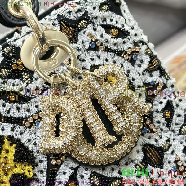 #��� ���̵�� �̵� M0565-701