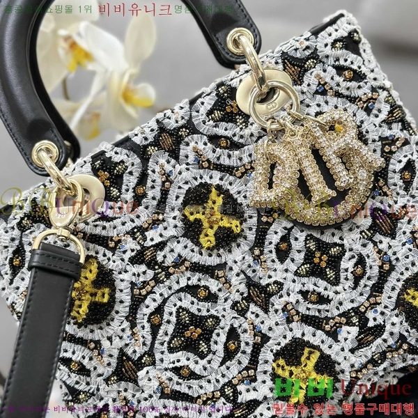 #��� ���̵�� �̵� M0565-701