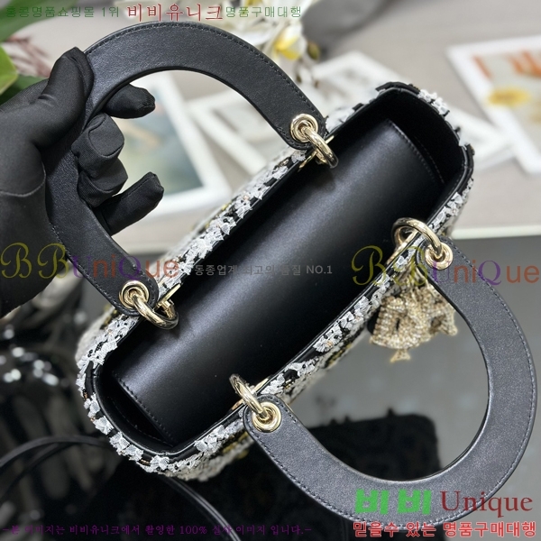 #��� ���̵�� �̵� M0565-701