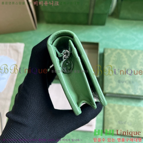 #���� ���е� ī�� ���̽� 760317-195