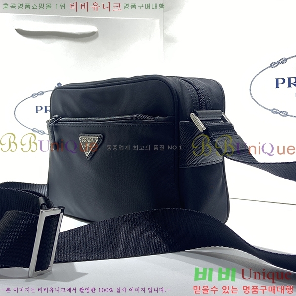 #����� ���ڳ� �ﰢ�ΰ� ī�޶�� 1BC167-101