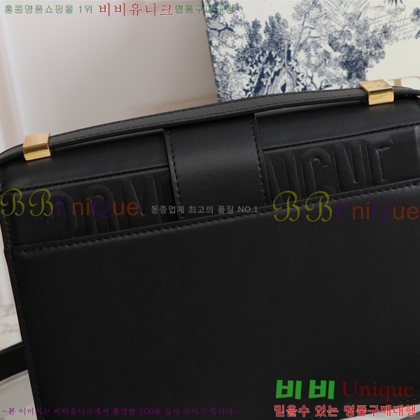 ��� 30 ������ ũ�ν��� 28D876581-5