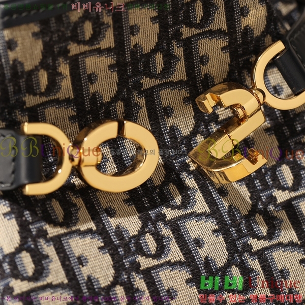 #��� CEST ������Ʈ ��ù� M800710-360