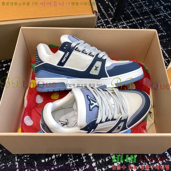 ���̺��� LV Ʈ���̳� ����Ŀ�� 48L2412434-8