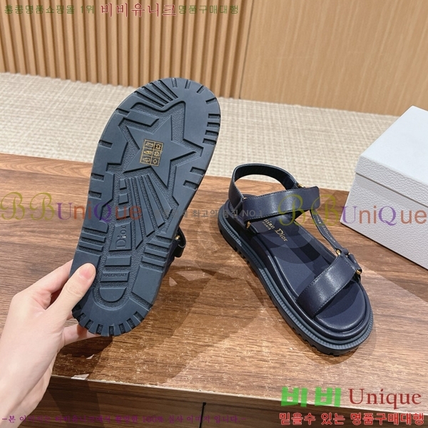 ��� D-���̺� ���� D5656241-8