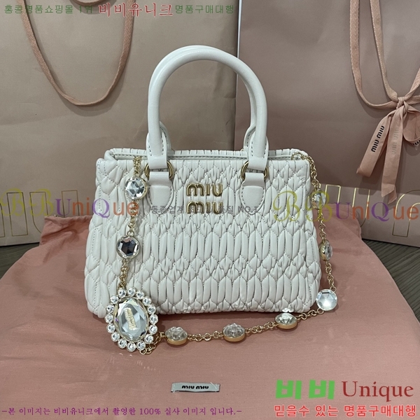 #�̿�̿� ũ����Ż Ŭ���� ��Ʈ������ 5BA251-502