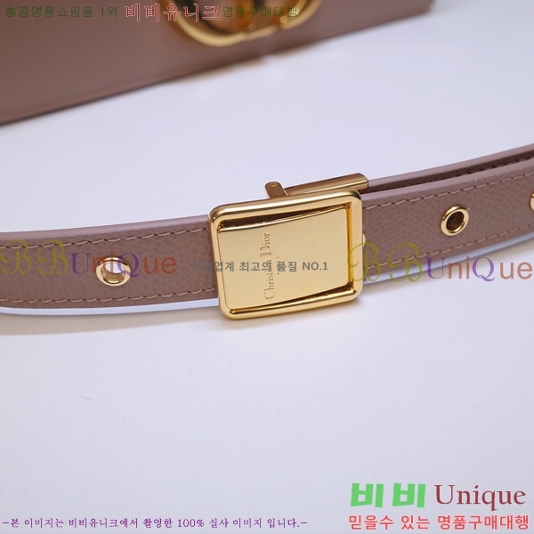 #��� 30 �����ι� M9203-208