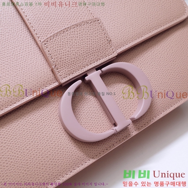 #��� 30 �����ι� M9203-665