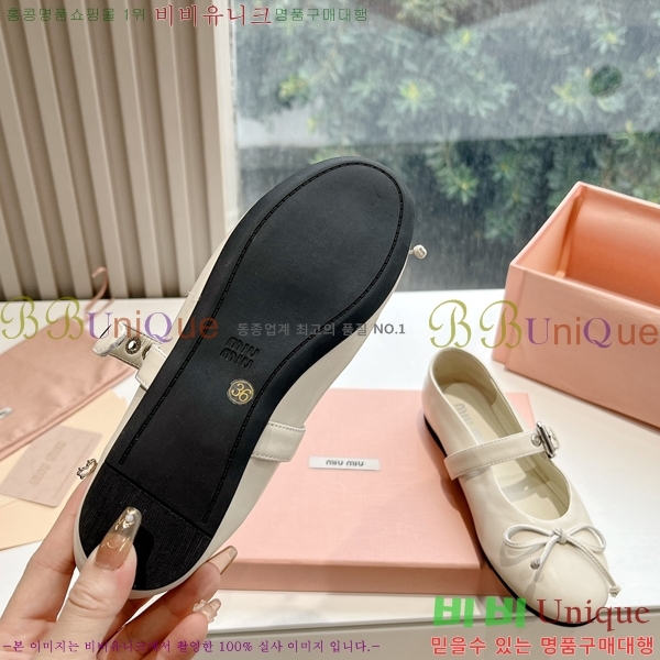 �̿�̿� �߷����� �÷� ���� 32MU243199-4