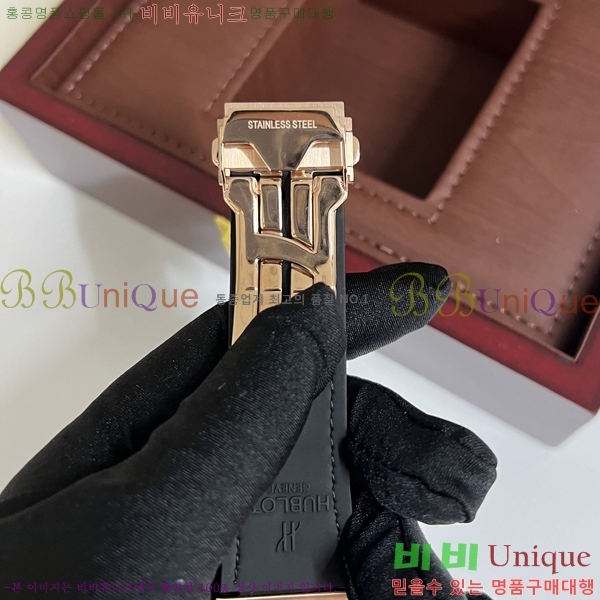 ST ���� ������ Hublot Ŭ���� ǻ�� 44mm HF8971-2