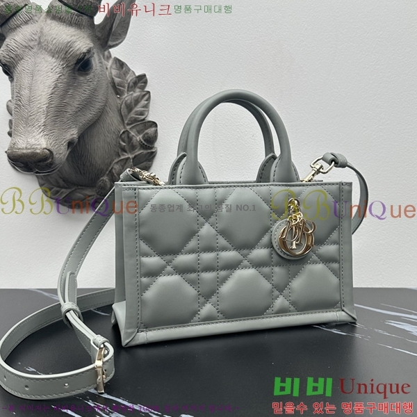 #��� �� ��Ʈ�� �̴� M33500-4