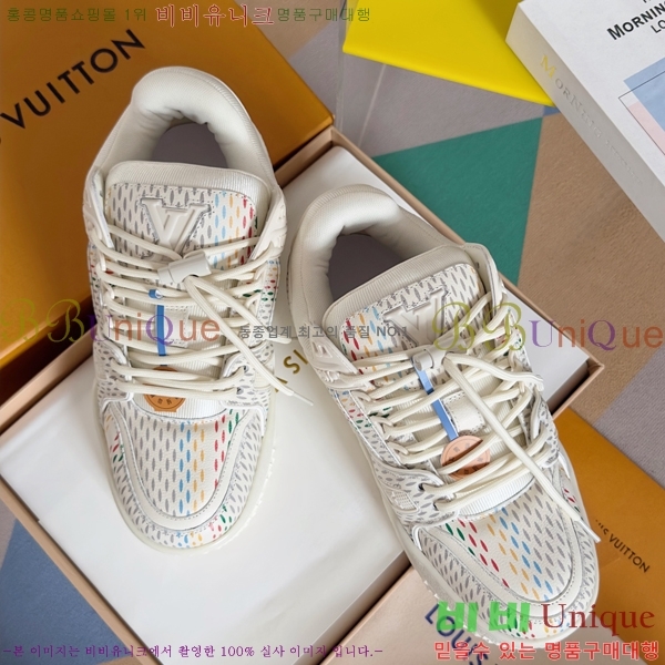 NEW LV Ʈ���̳� �ƽ� ����Ŀ�� 47L245912-1