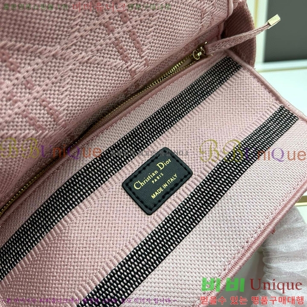 ST ��� ���̵�� M8002-17