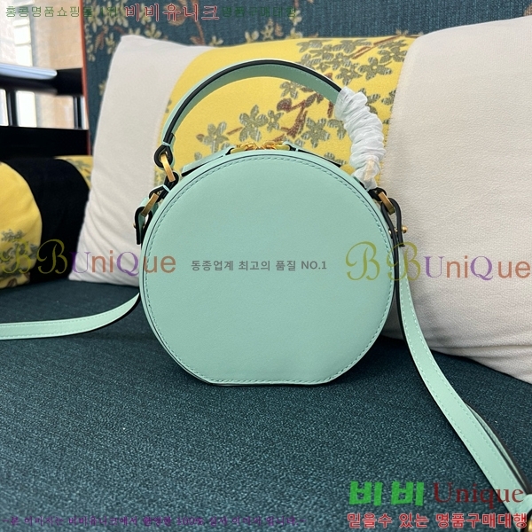 #�߷�Ƽ�� �ñ״�ó V�ΰ� ���� �̴� ũ�ν��� 4W2P0AC2-105