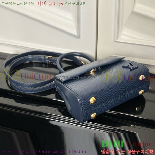 #���̺��� Ŭ��� �̴Ϲ� M25228-101