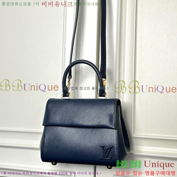 #���̺��� Ŭ��� �̴Ϲ� M25228-101