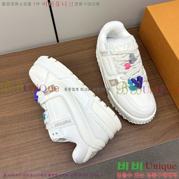 ���̺��� LV Ʈ���̳� ����Ŀ�� 41L2461814-3