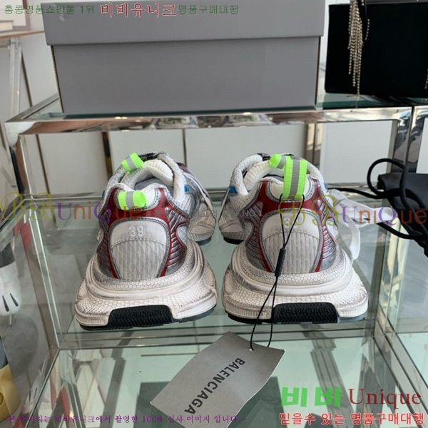 �߷��þư� 3XL Ʈ���̳� ����Ŀ�� BLA356600-6