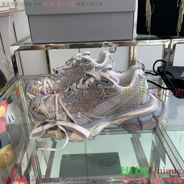 �߷��þư� 3XL Ʈ���̳� ����Ŀ�� BLA356600-7