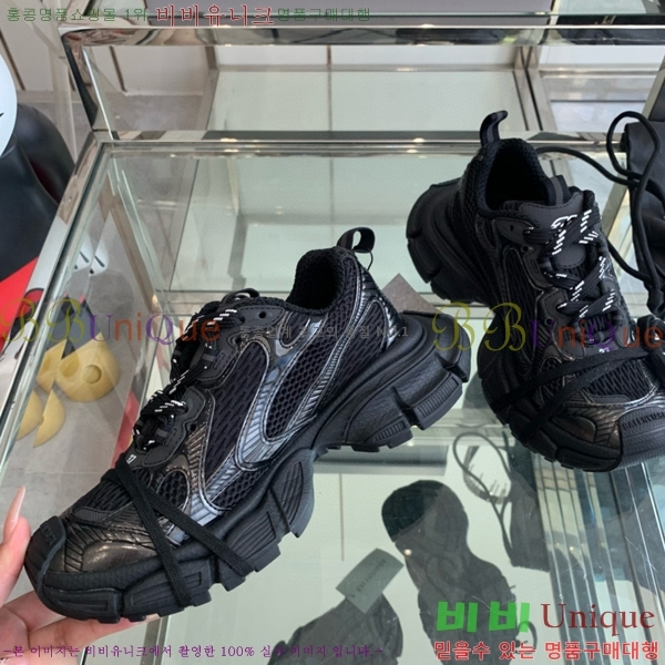 �߷��þư� 3XL Ʈ���̳� ����Ŀ�� BLA356600-11